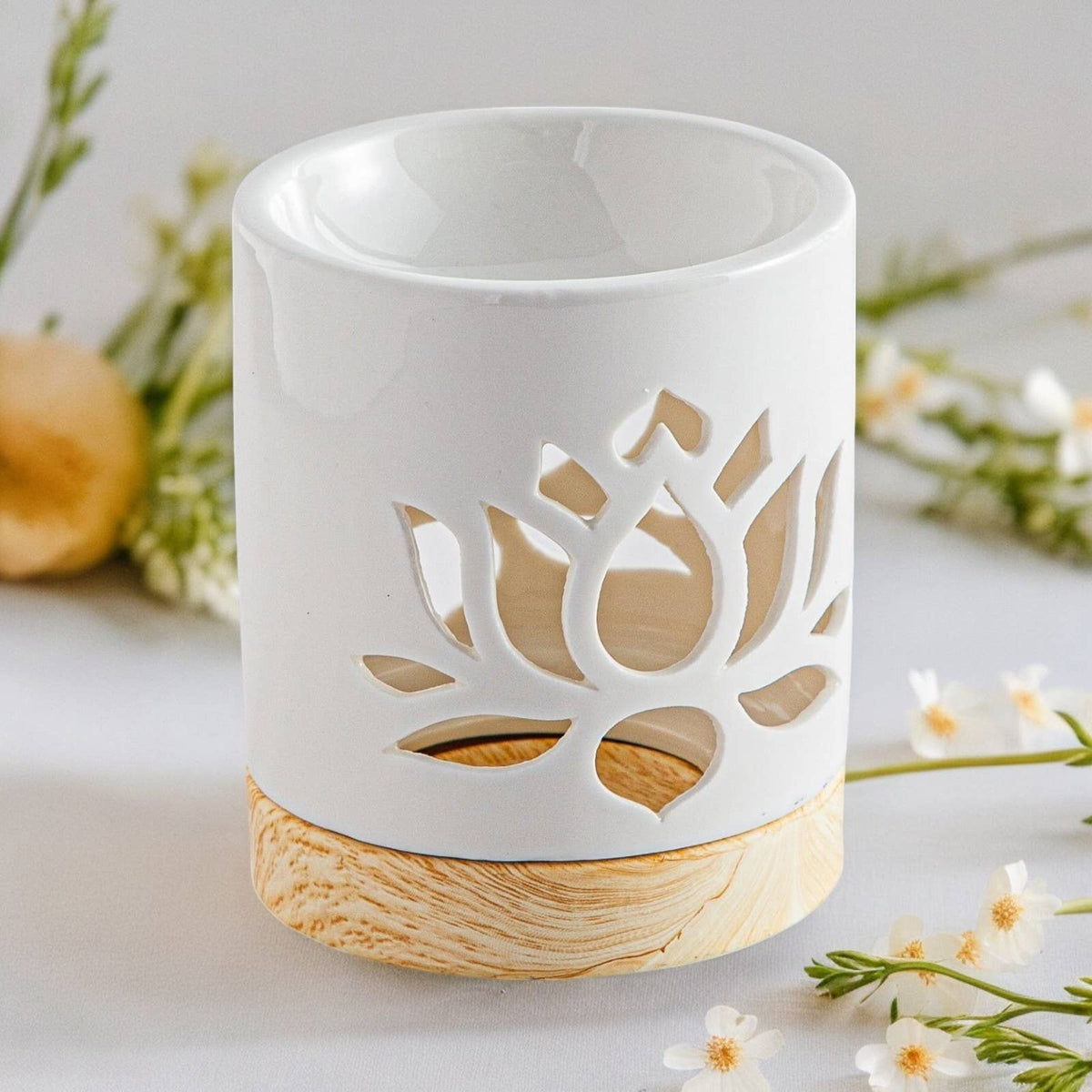 Keramická Aróma Lampa — Vzor Vodný Kvet