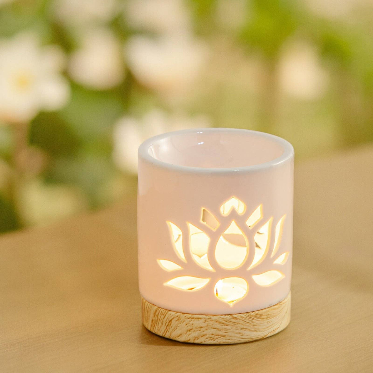 Keramická Aróma Lampa — Vzor Vodný Kvet
