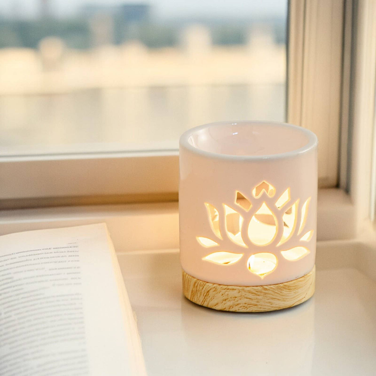 Keramická Aróma Lampa — Vzor Vodný Kvet