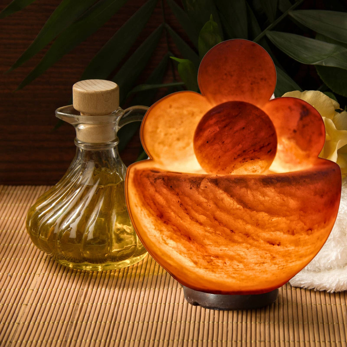 Himalayan Salt Lamp with Massage Balls